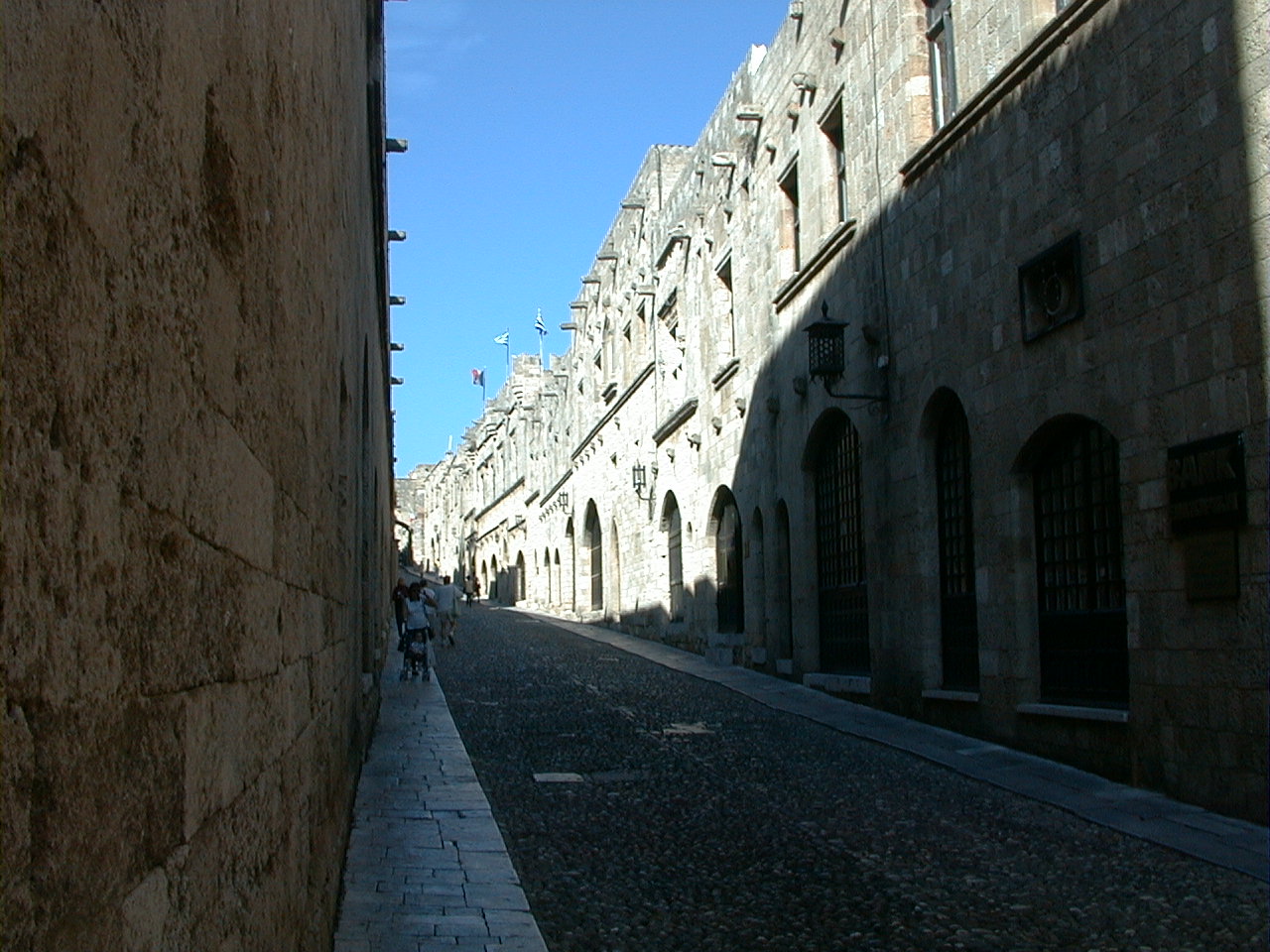 2-043.jpg