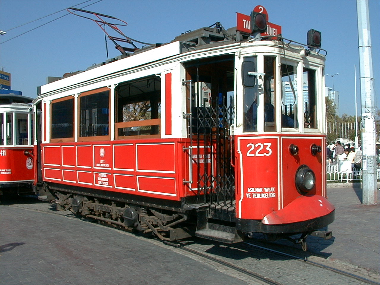 2-121.jpg