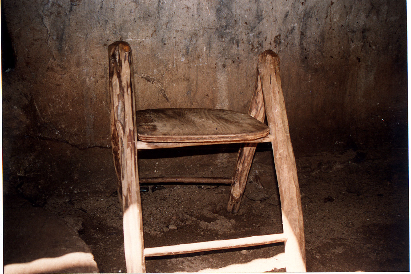 172.jpg, Bing's stool