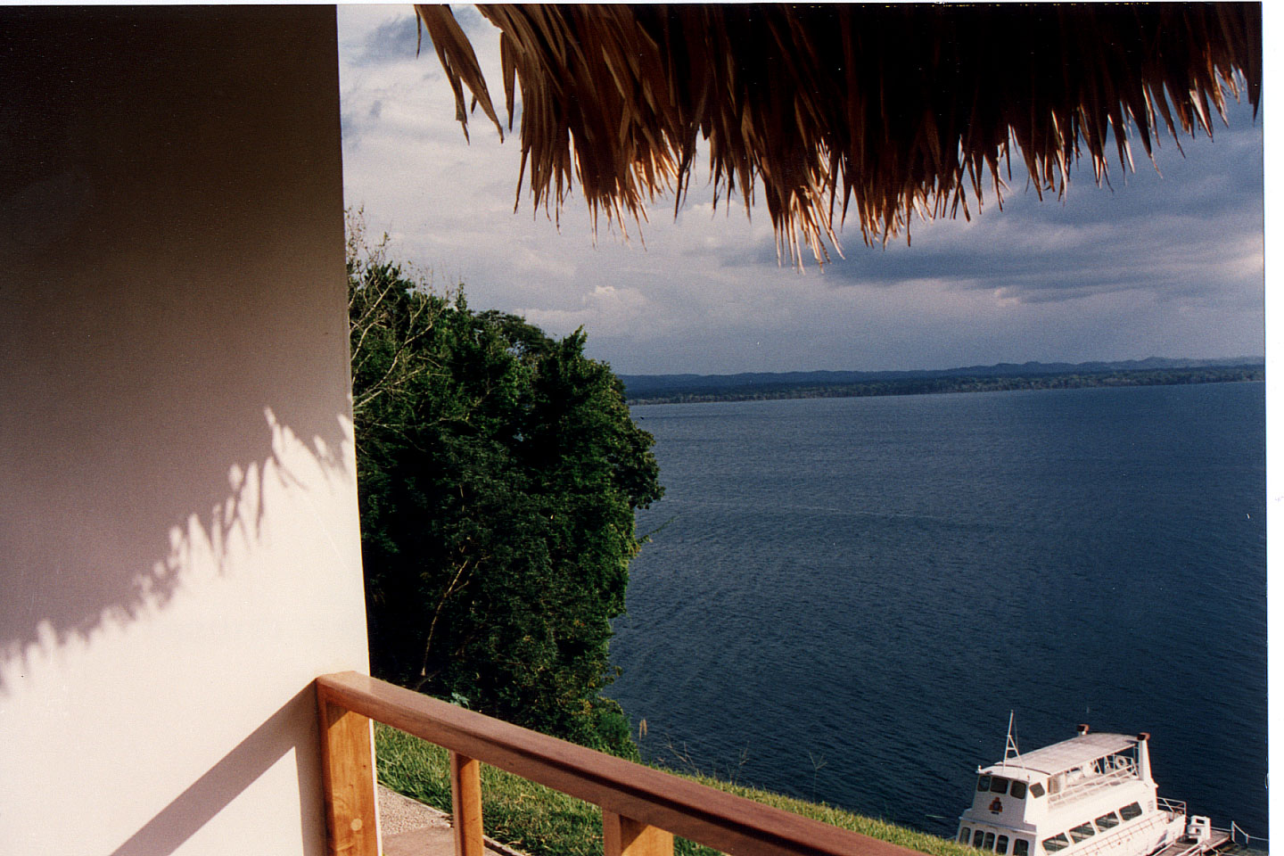 335.jpg, Hotel at Flores
near Tikal