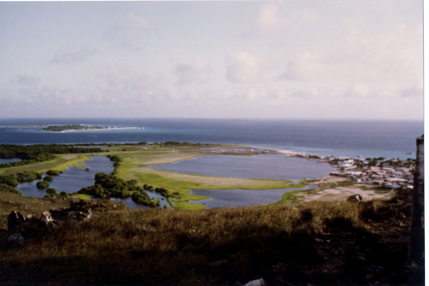 182.jpg, Los Roques from
Lighthouse hill