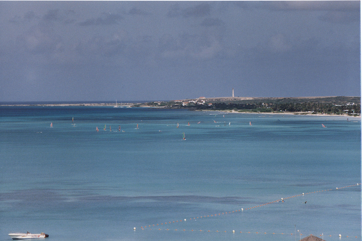 286.jpg, Aruba
from the Hyatt