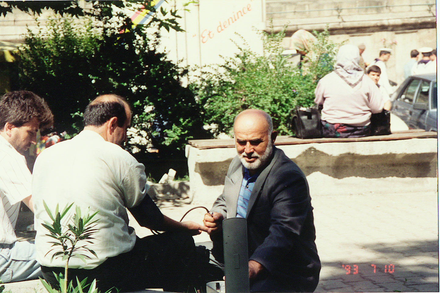 213.jpg, Blood pressure test
Street market