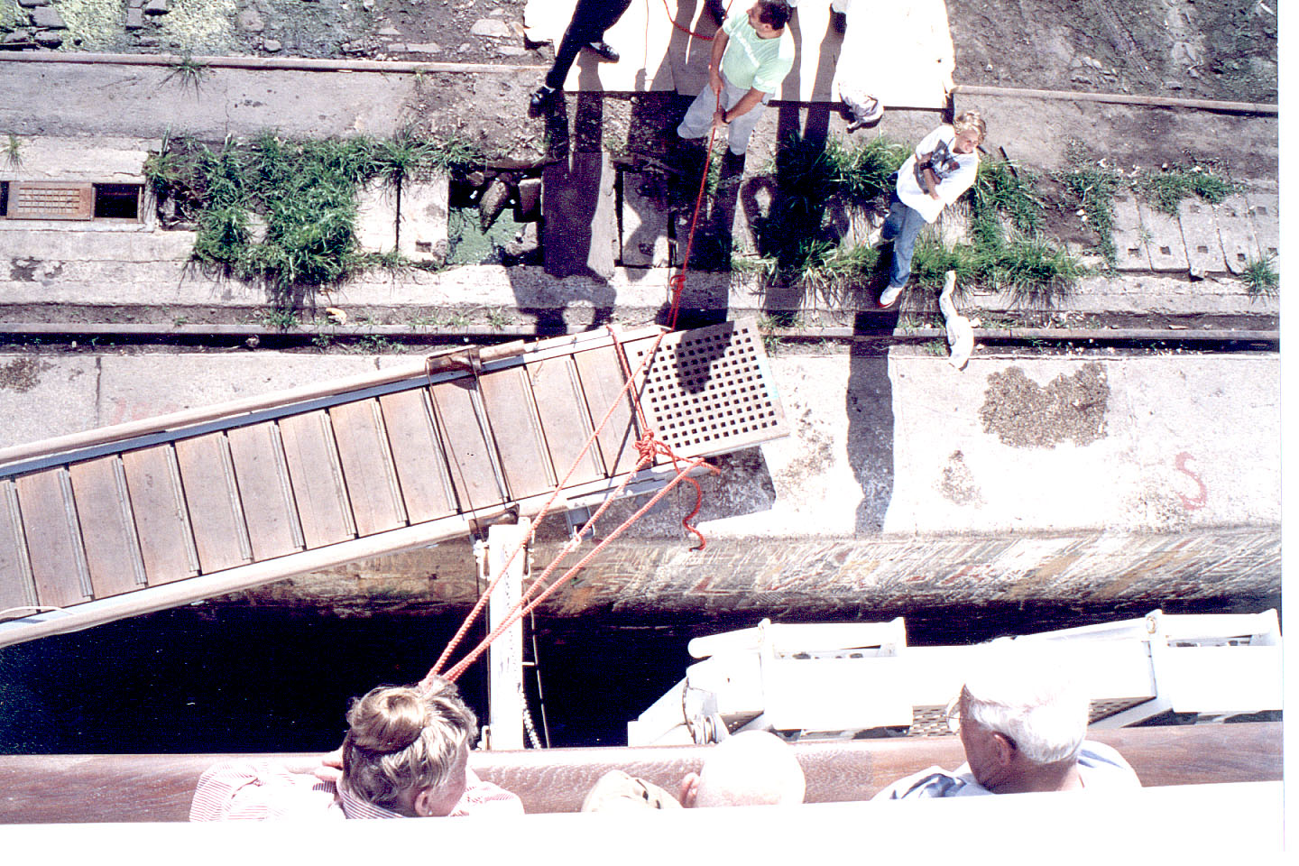 021.jpg, Stuck gangplank