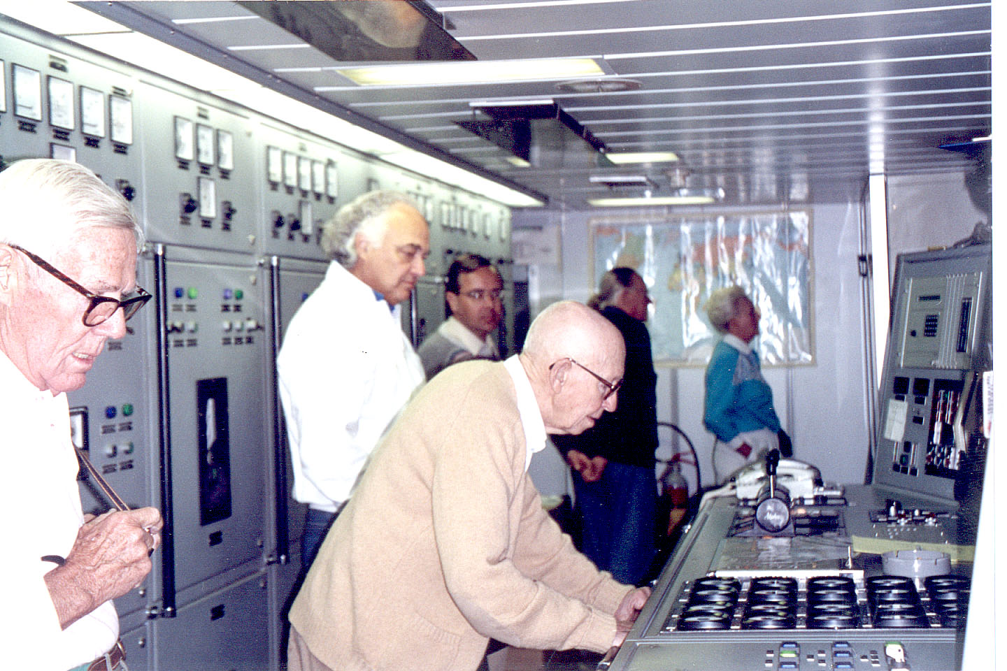 165.jpg, Engineroom tour