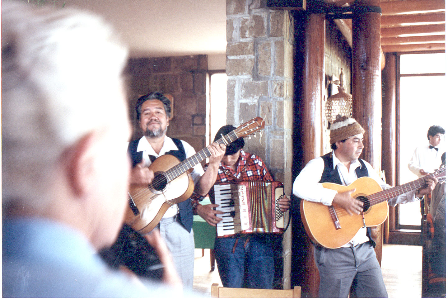 207.jpg, Restaurant at Ancun
Chiloe Island, Chile