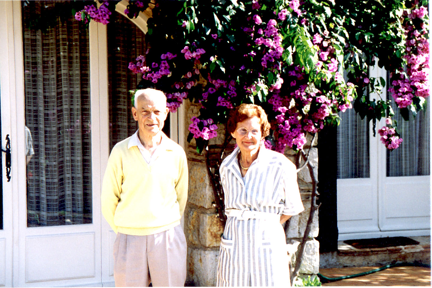 1992-12.jpg, Etienne & Marguaritte LeClerc
at their house in Vence