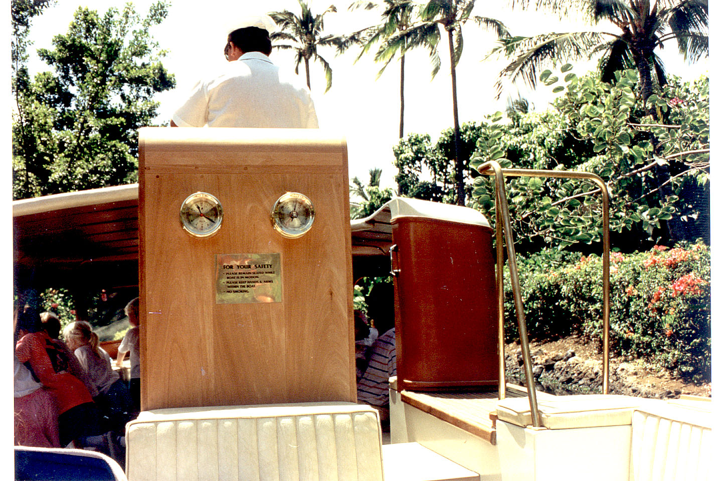 084.jpg, Boat transport
Hyatt, Hawaii