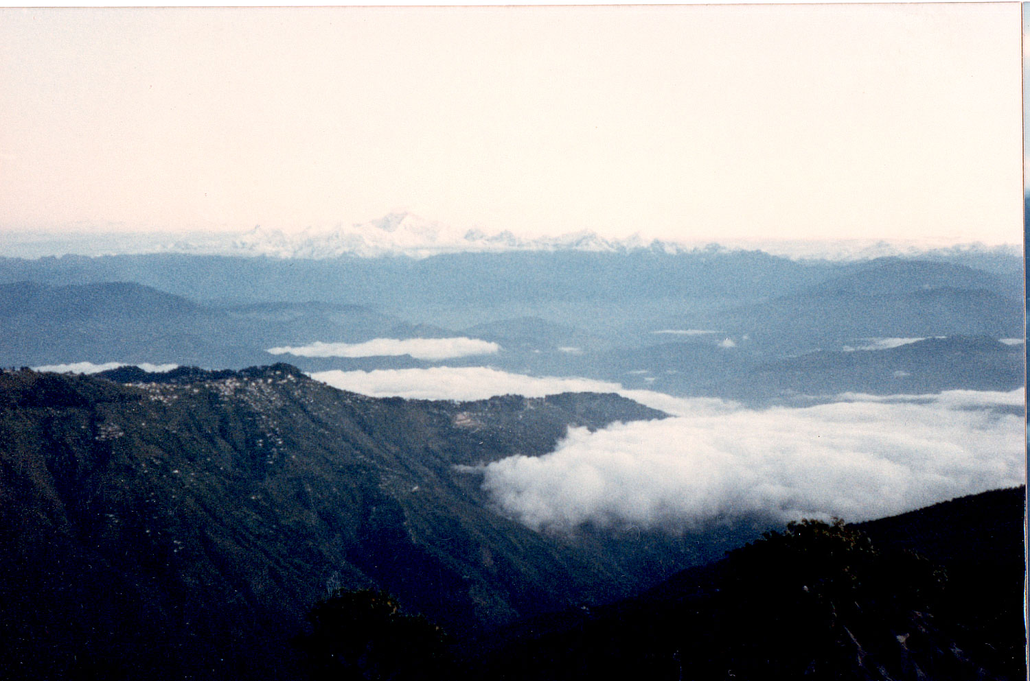 01-24.jpg, Sunrise at Tiger Hill
Darjeeling