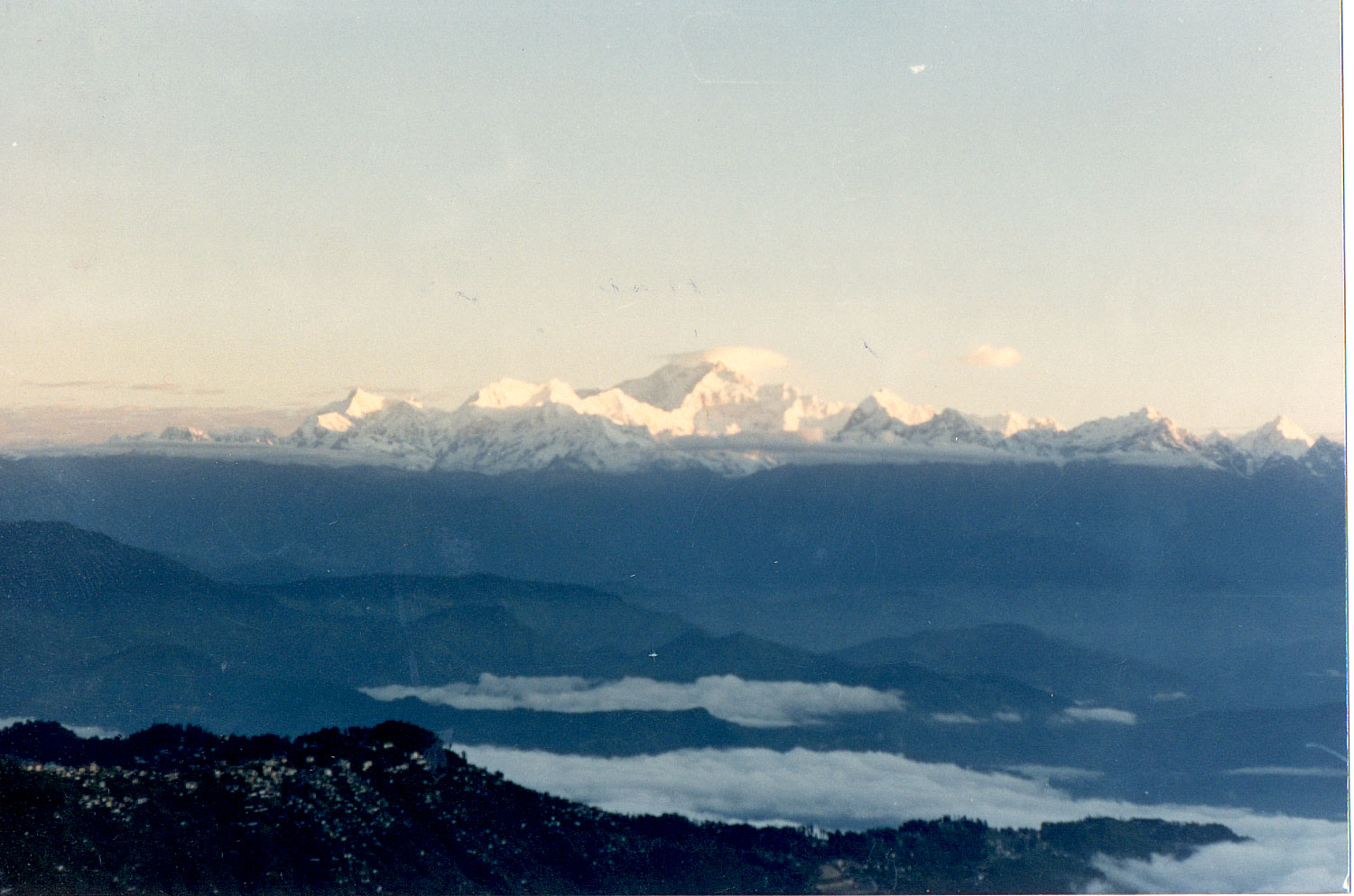 01-28.jpg, Sunrise at Tiger Hill
Darjeeling