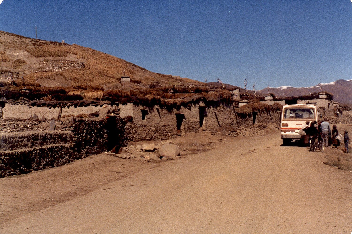 11-35.jpg, Gyantse to Tsedang