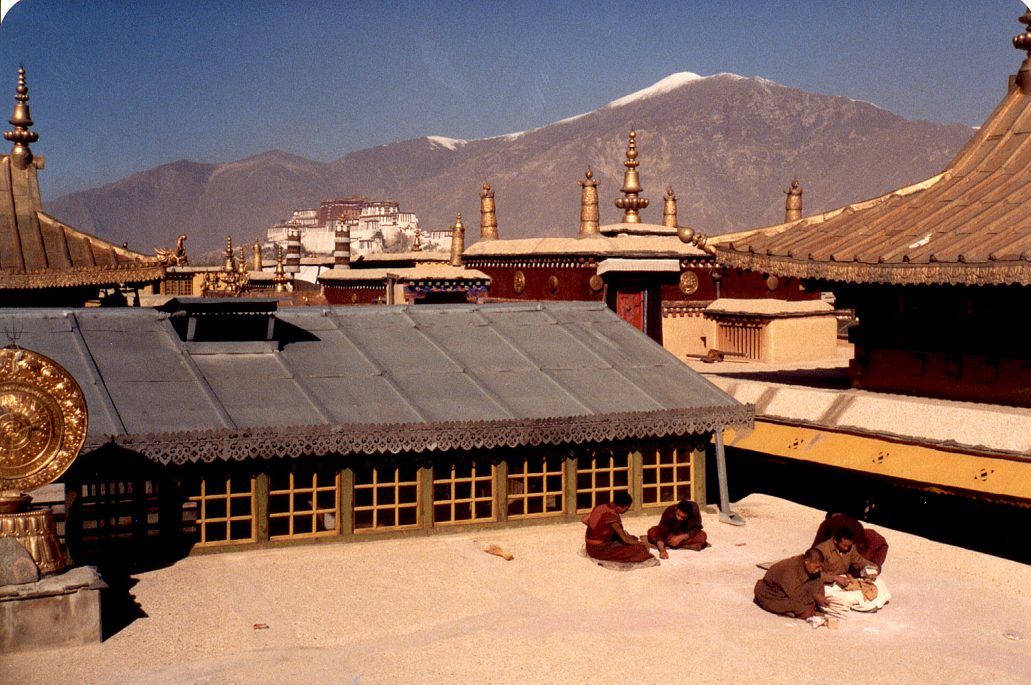 12-30.jpg, Jokhang Temple
Llasa, Tibet