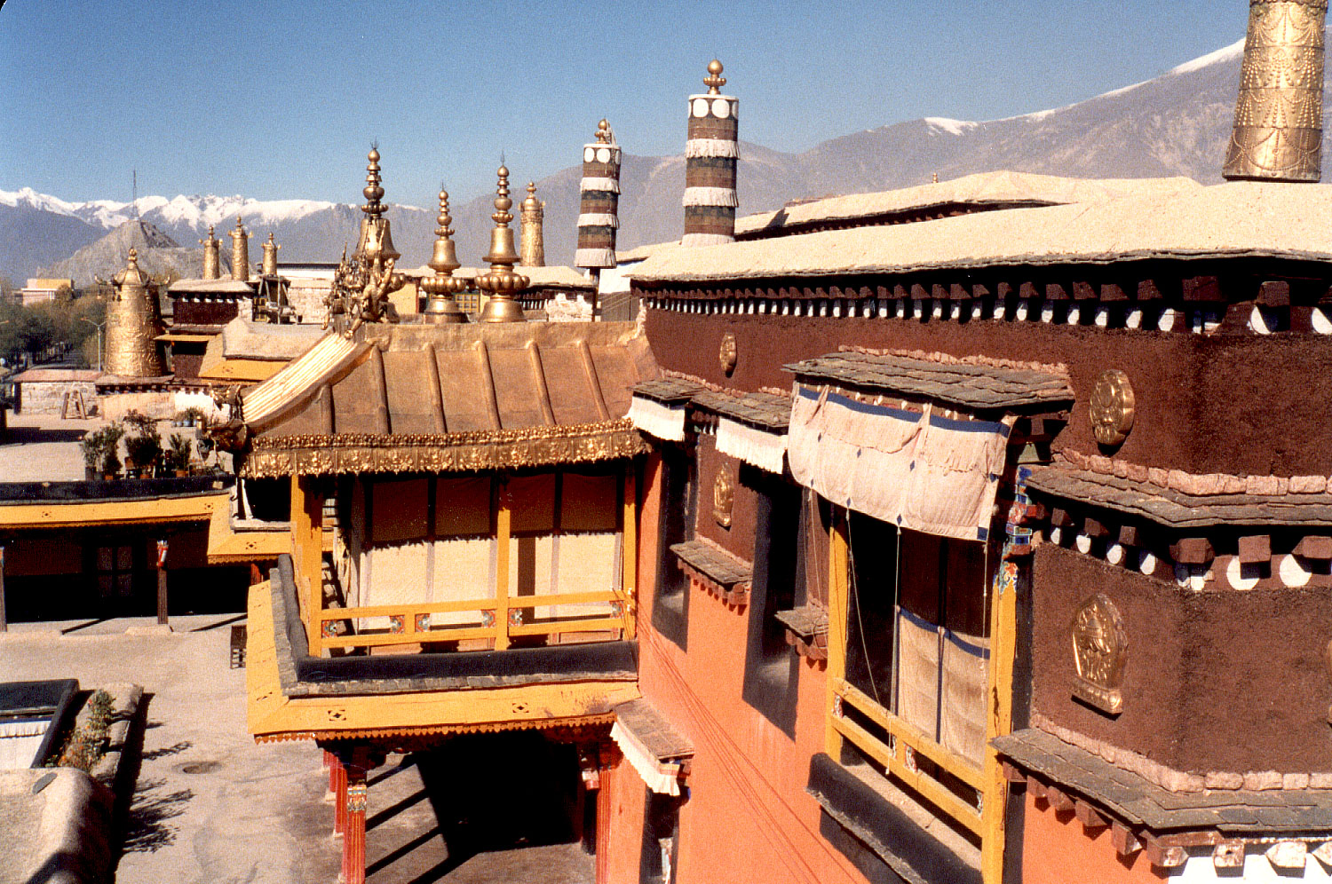 12-31.jpg, Jokhang Temple
Llasa, Tibet