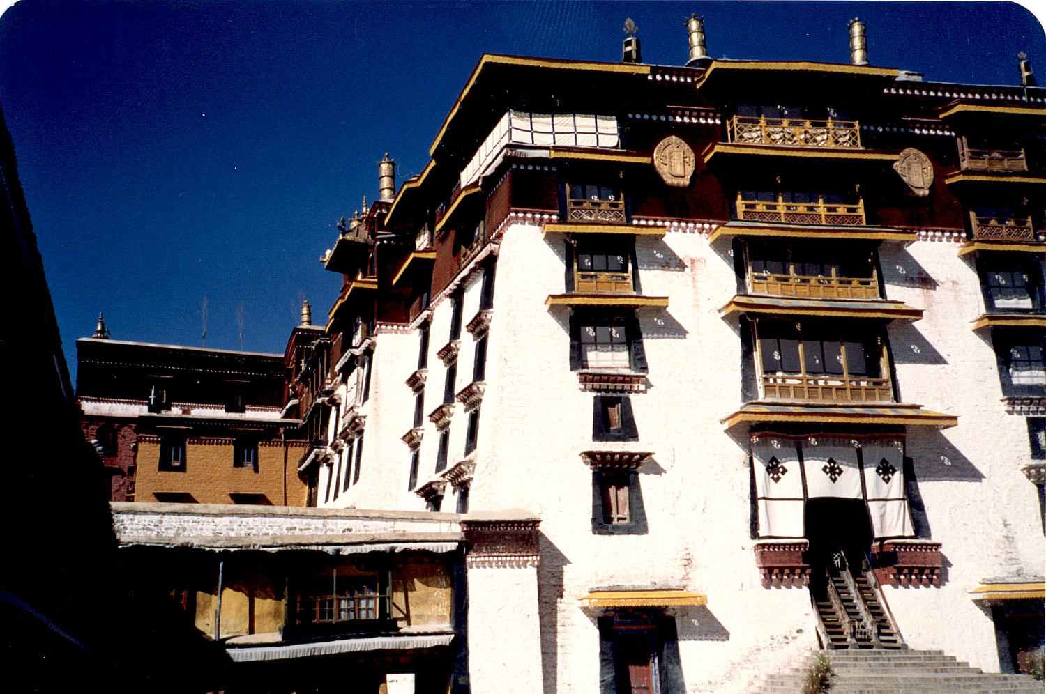 14a-09.jpg, Potala Palace
Llasa, Tibet