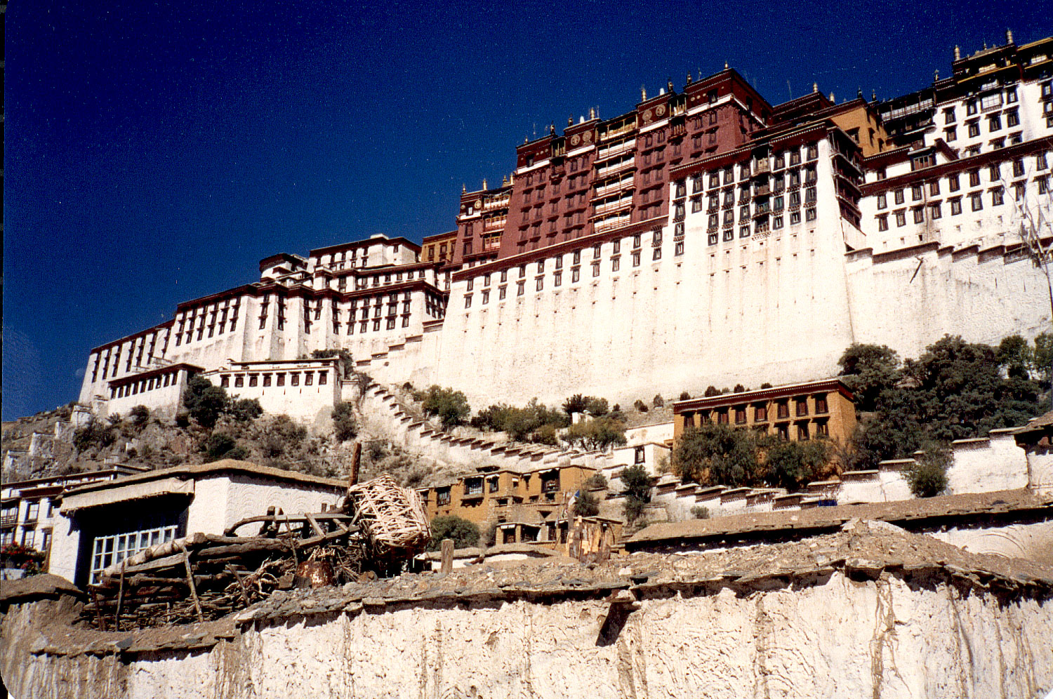 14a-15.jpg, Potala Palace
Llasa, Tibet