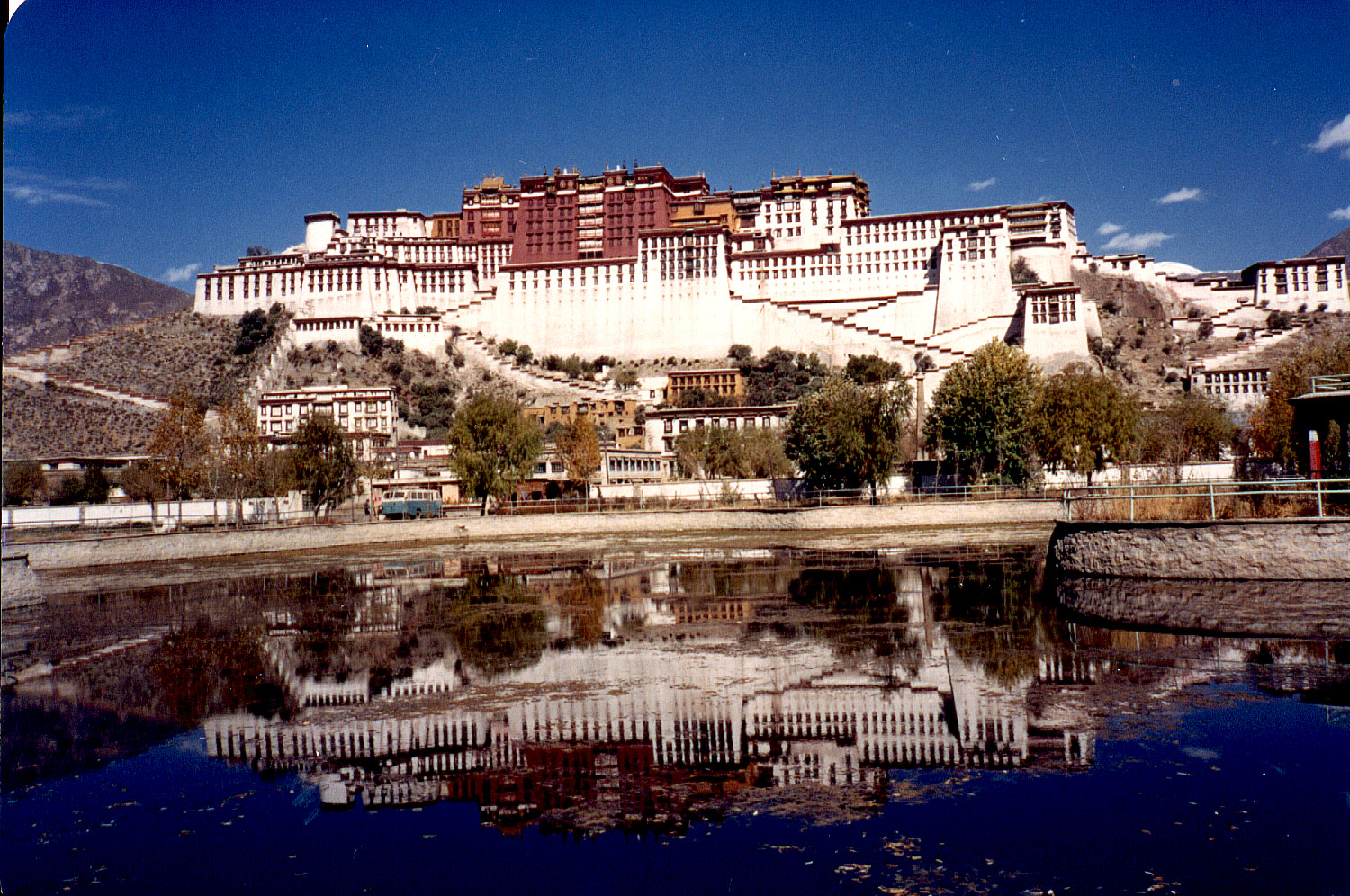 14a-20.jpg, Potala Palace
Llasa, Tibet