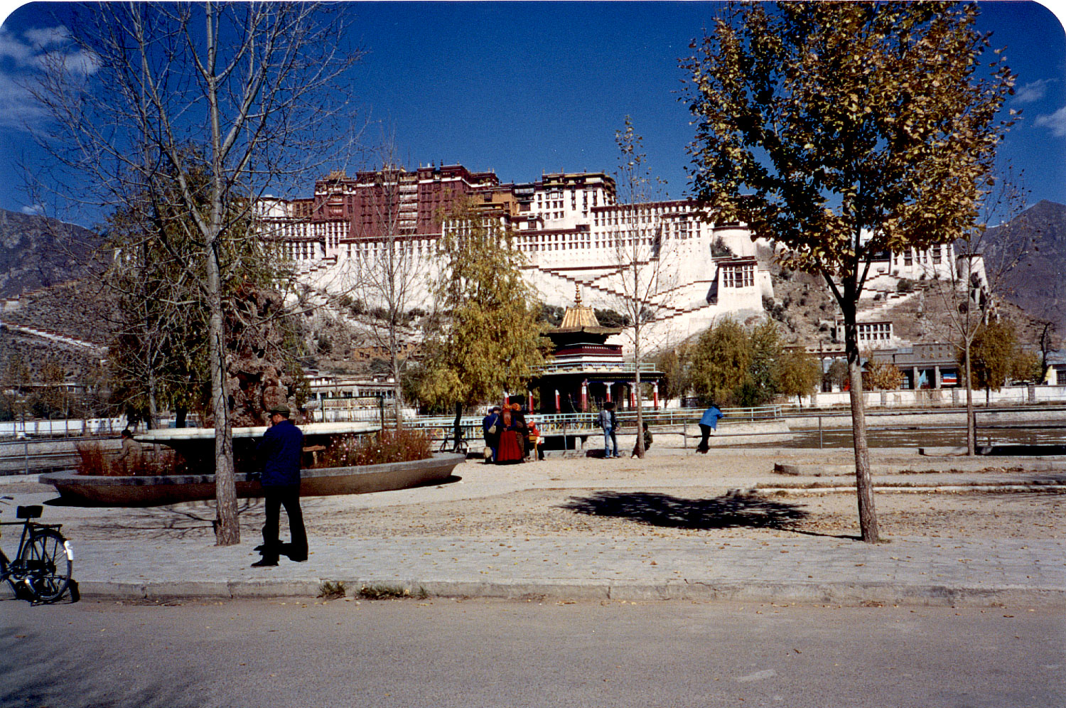 14a-22.jpg, Potala Palace
Llasa, Tibet