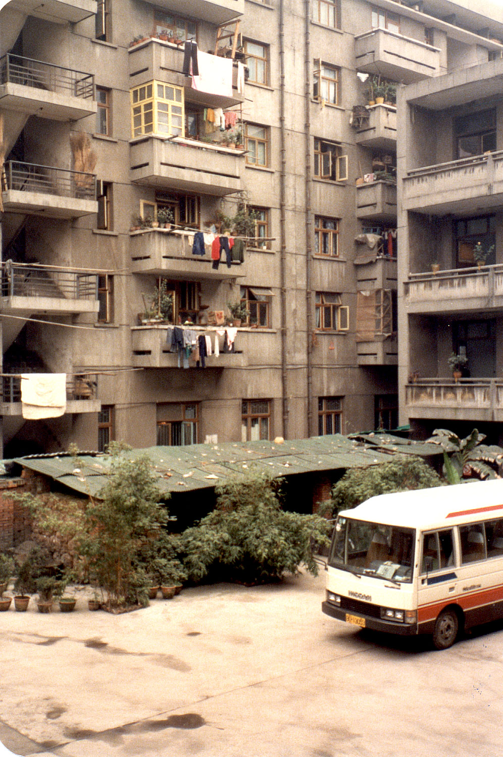 15-10.jpg, Apartments