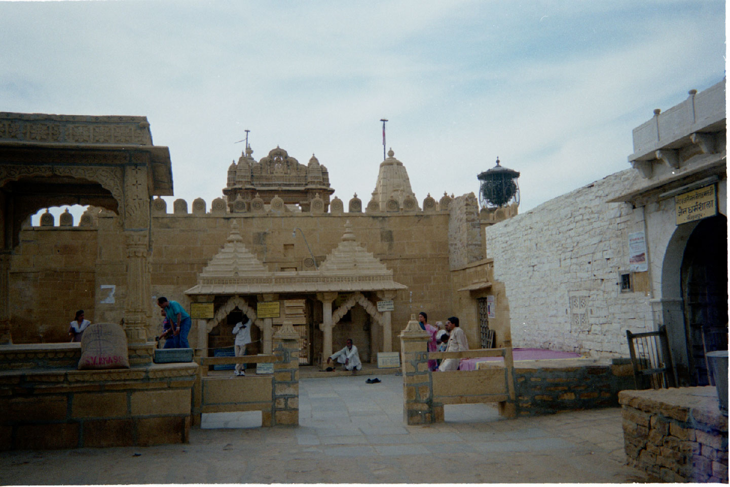 ph-11.jpg, Camel safari, Ludarva Temple