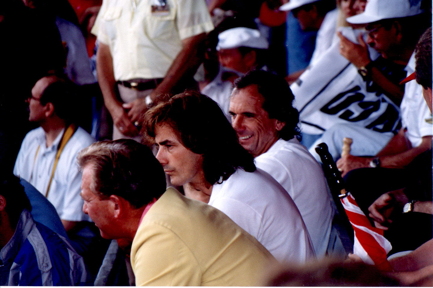 045.jpg, Gary Bettenhausen,
Arie Luyendyk,  Emerson Fittapaldi