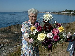 200008-01 Flowers from Marion's funeral