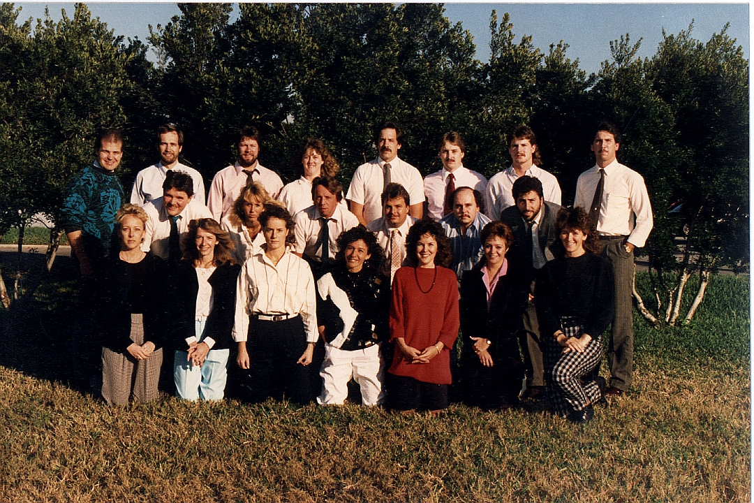 198909-04.jpg - Baymont staff