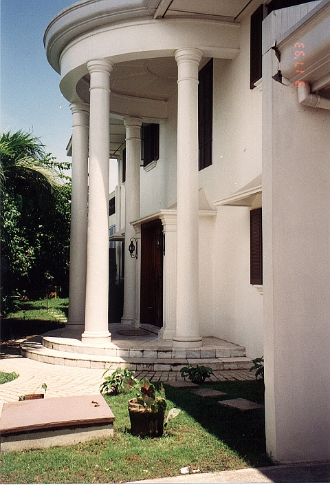 199309-22.jpg - Baymont's Manila rental house