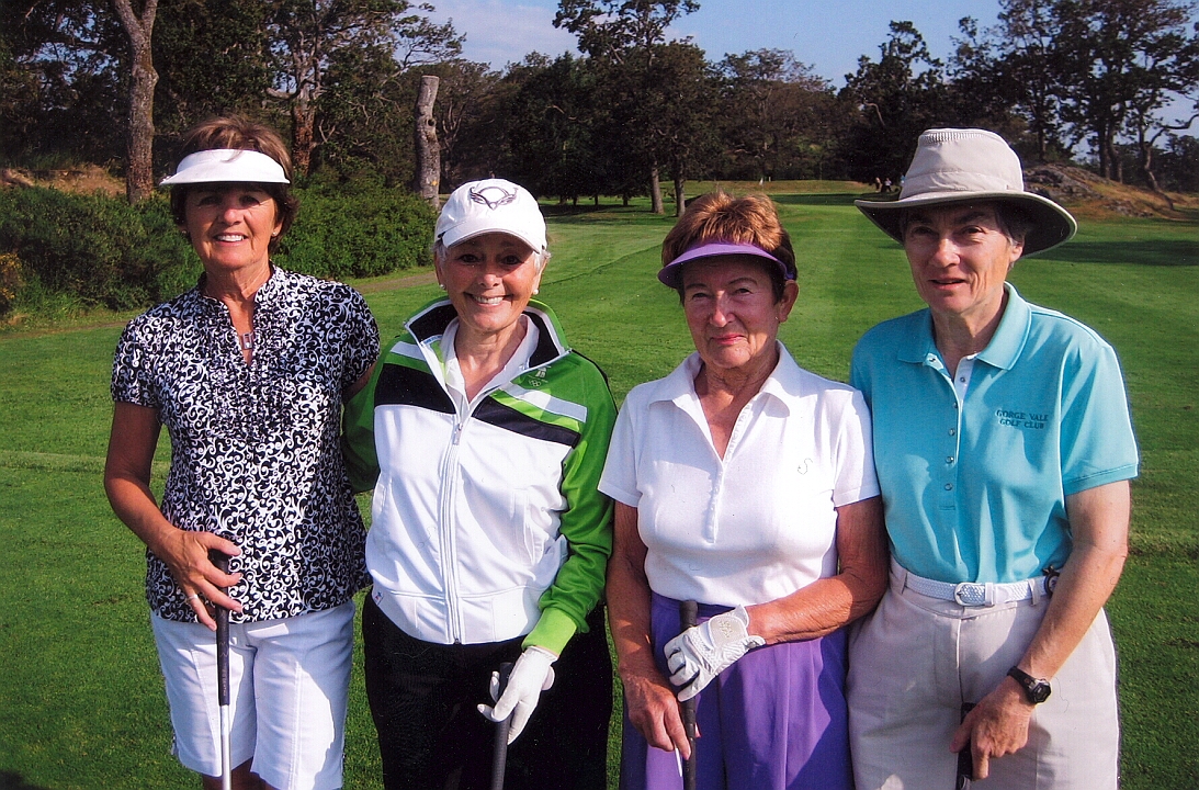 200906-010.jpg - Cedar Hill Ladies Field Day 