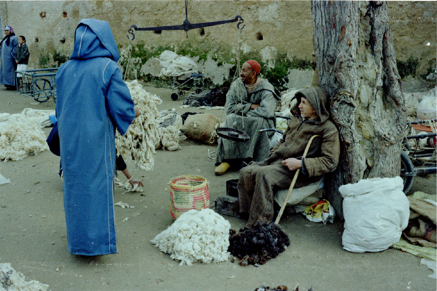 01-30.jpg, Meknes - wool market