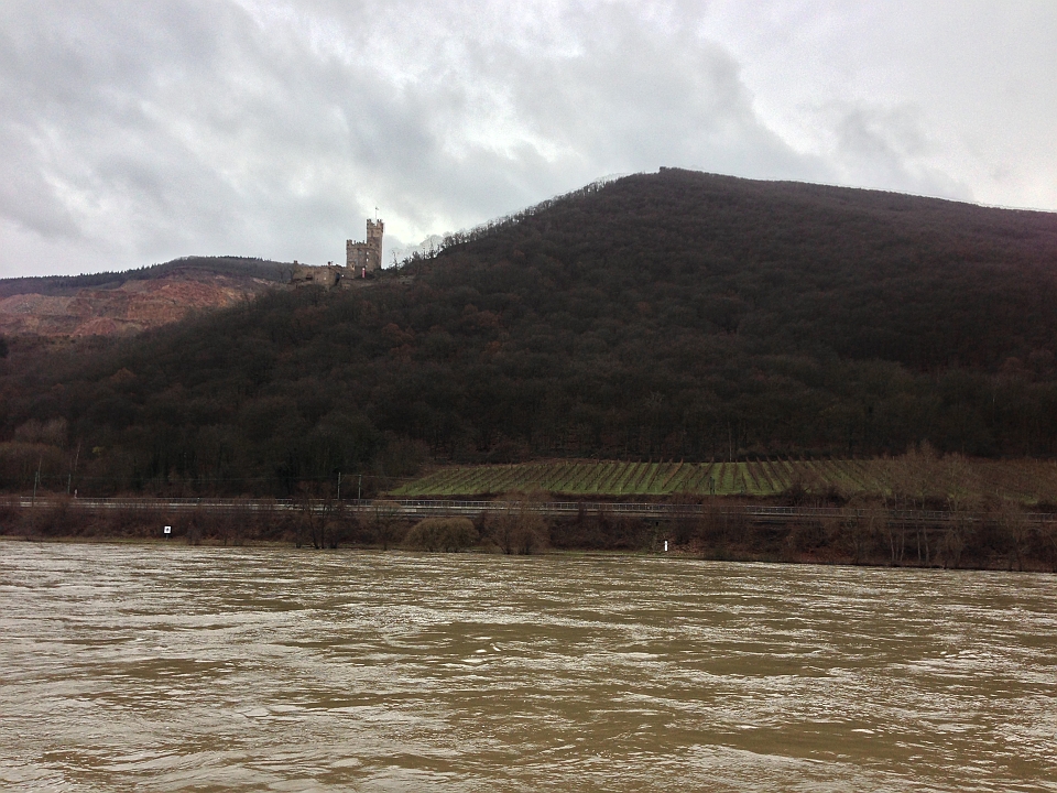 201212-1810.jpg - Cruising the Rhine