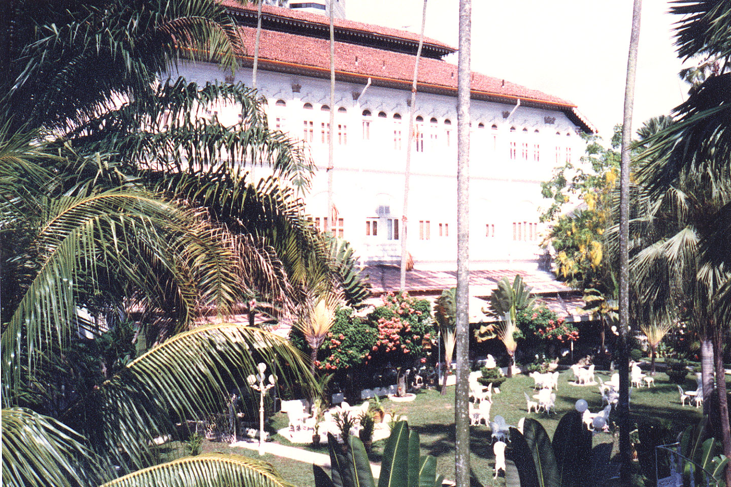 01-12.jpg, Raffles