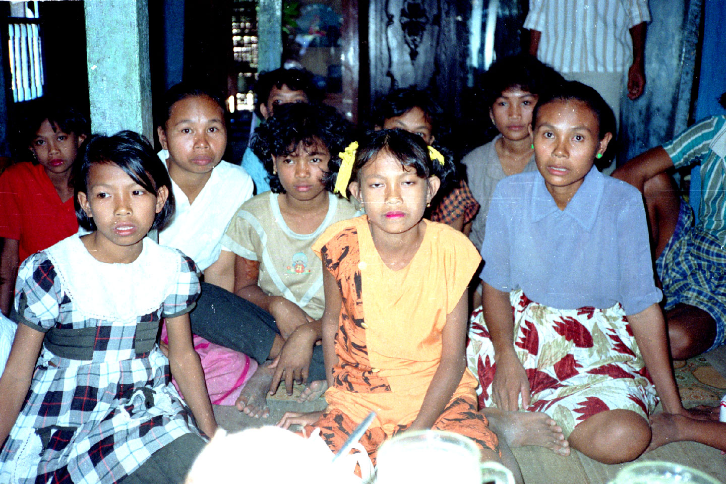 02-01.jpg, Nurhayati, family and friends