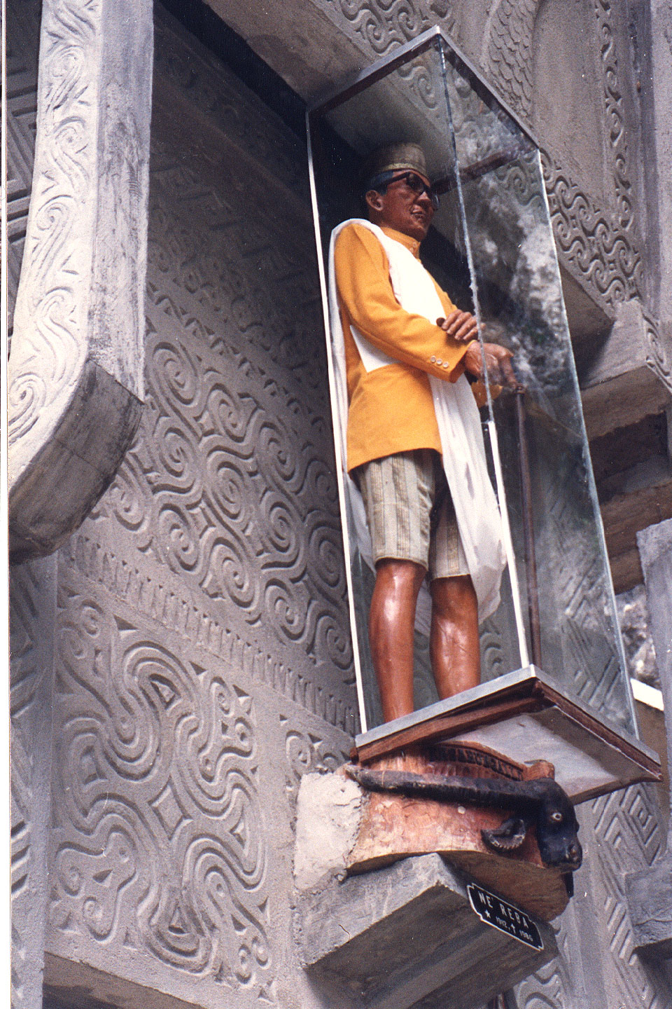 03-35.jpg, Toraja village