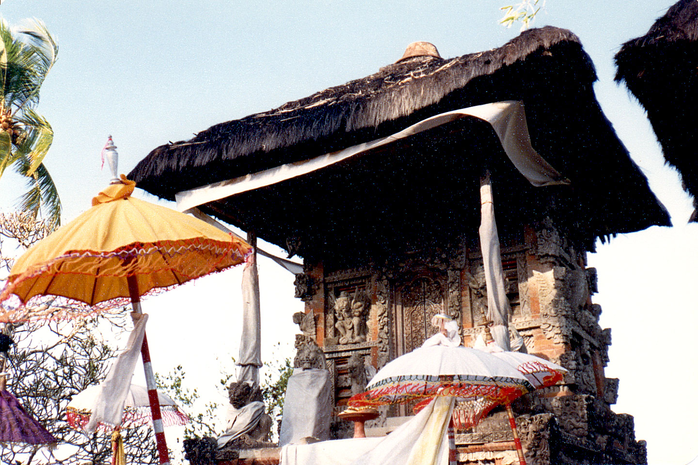 07-02.jpg, Temple