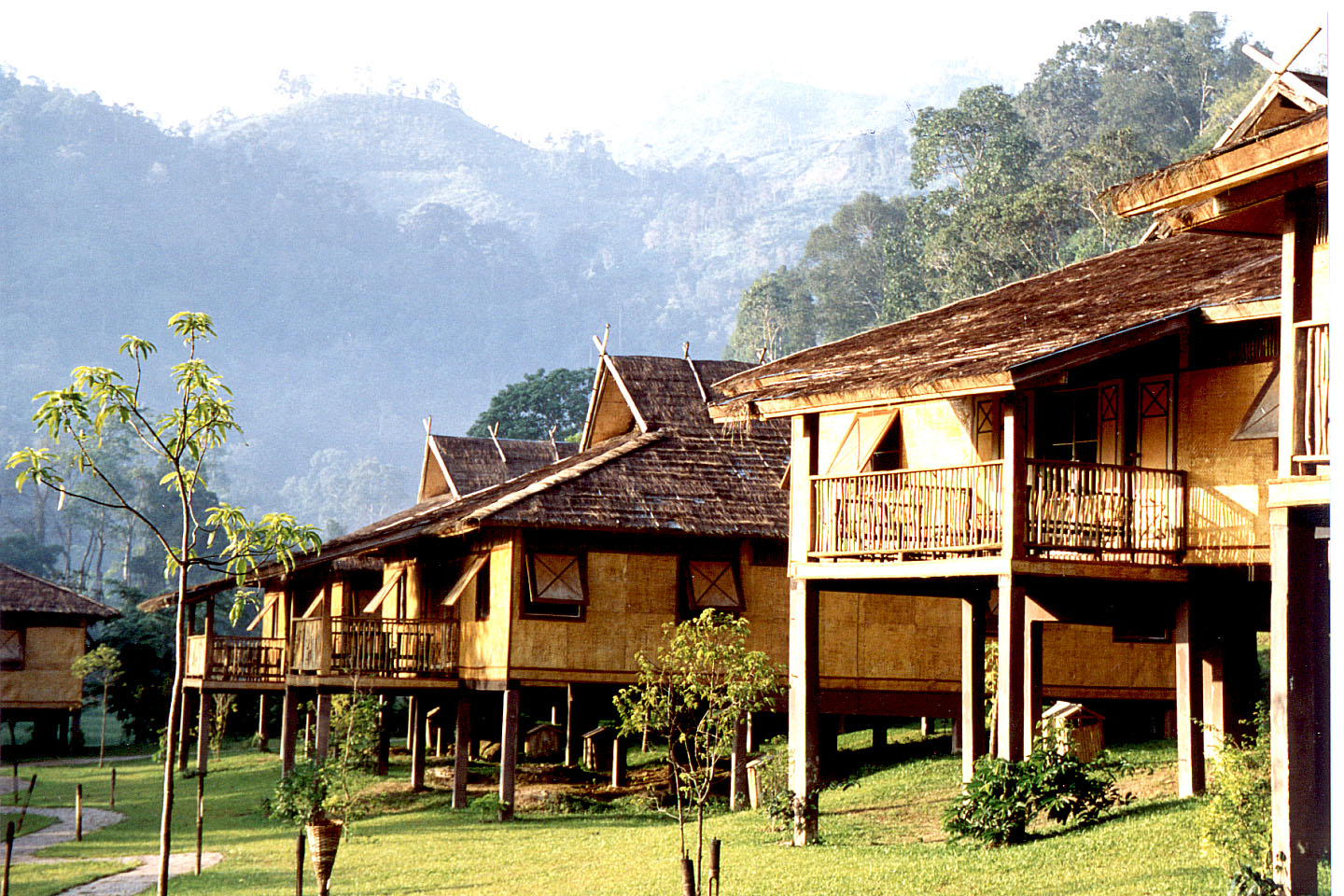 216.jpg, Hmong village
tourist accomodation