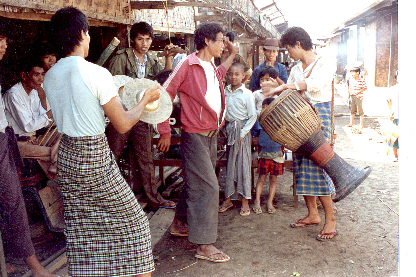 466.jpg, Market near
Inle Lake