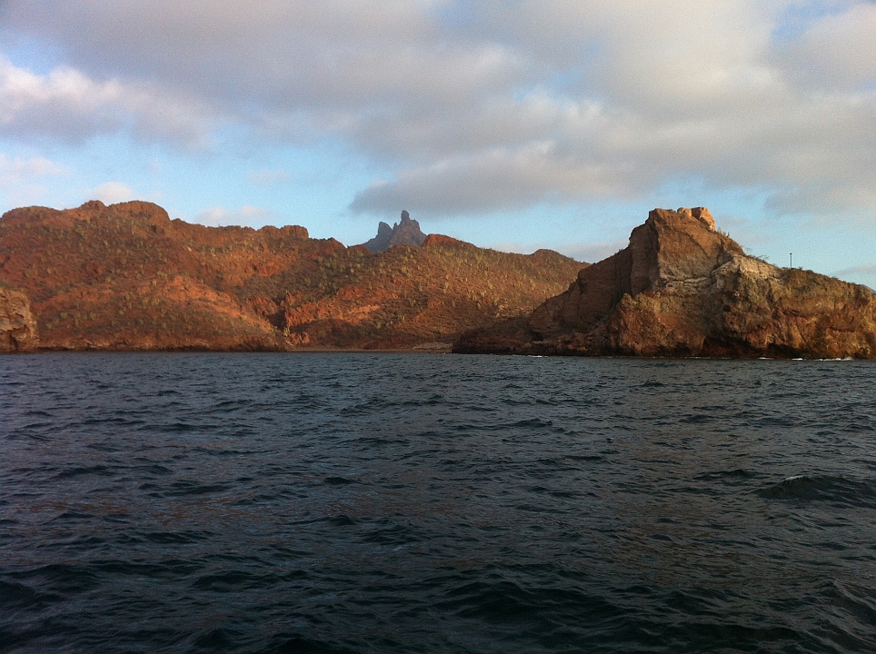 201205-410.jpg - Approaching San Carlos