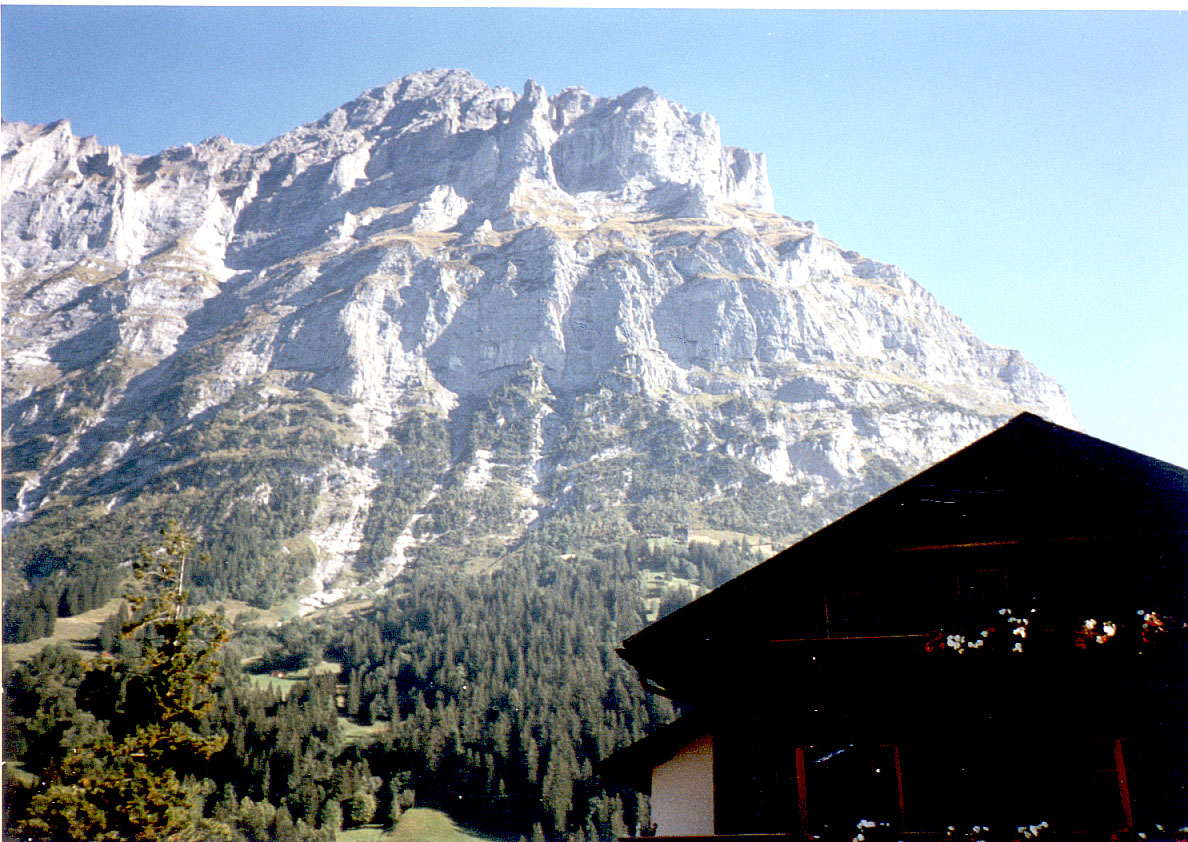 07.jpg, Grindlewald
from hotel room