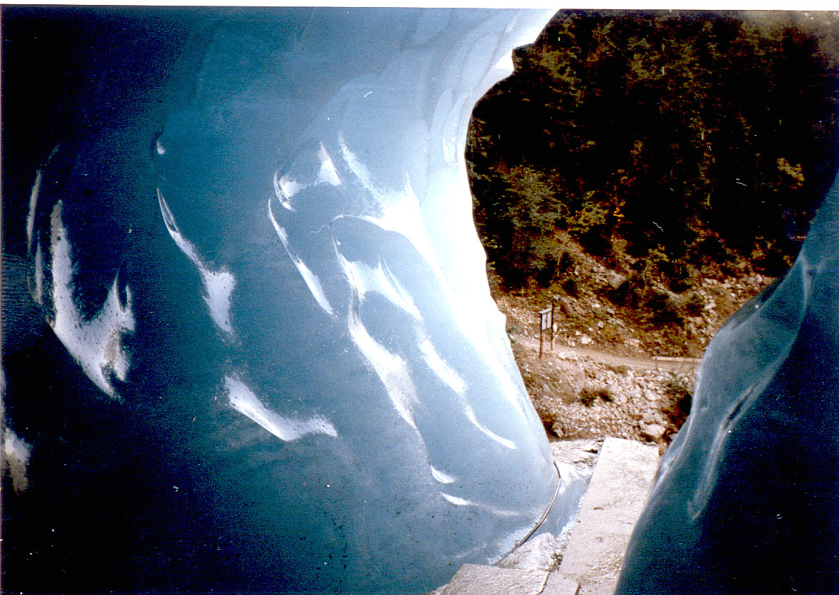 11.jpg, Inside glacier