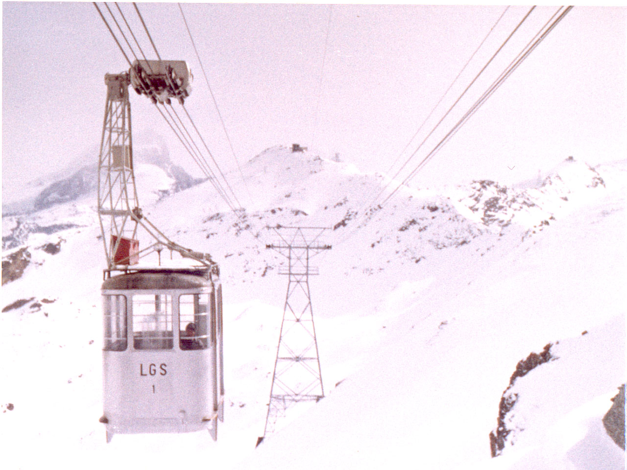 03.jpg, Stockhorn cablecar
Zermatt