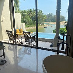 IMG_2166 Hotel at Khou Lac
