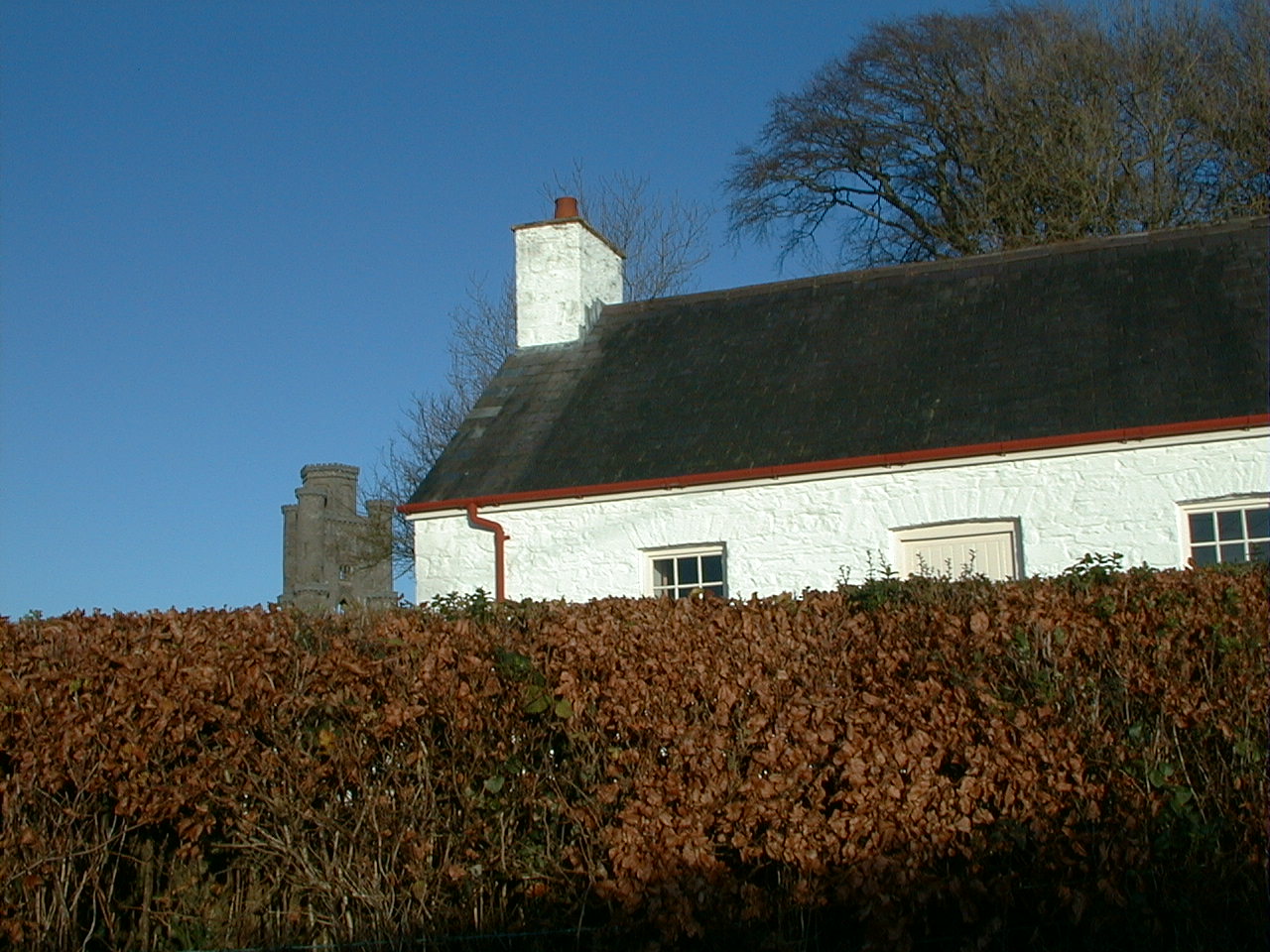 08.jpg, Paxton's Tower
Lodge (Landmark)