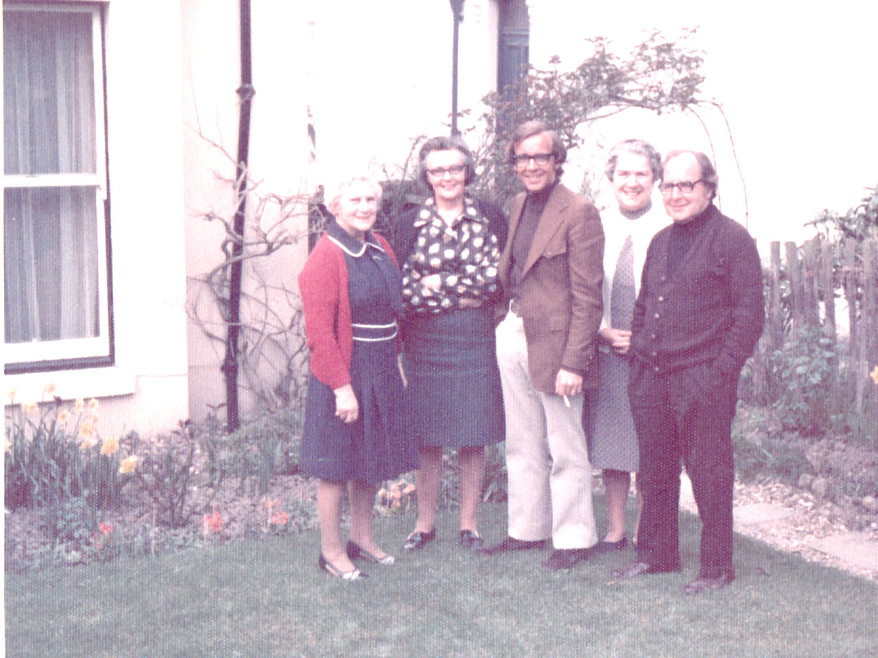 13, With Mary and
Catherine at Hastings