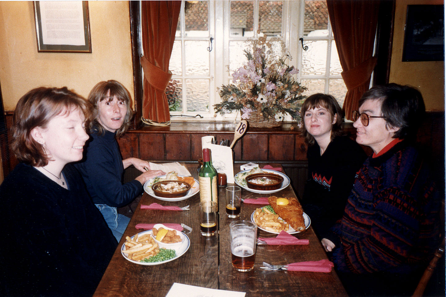 11-03.jpg, Patricia, Jane and Jo