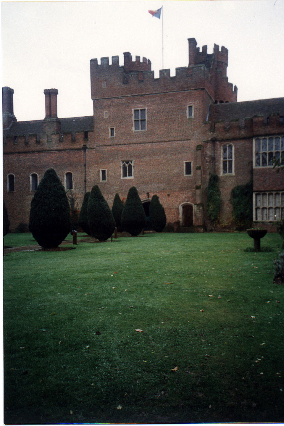 11-13.jpg, Herstmonceaux Castle