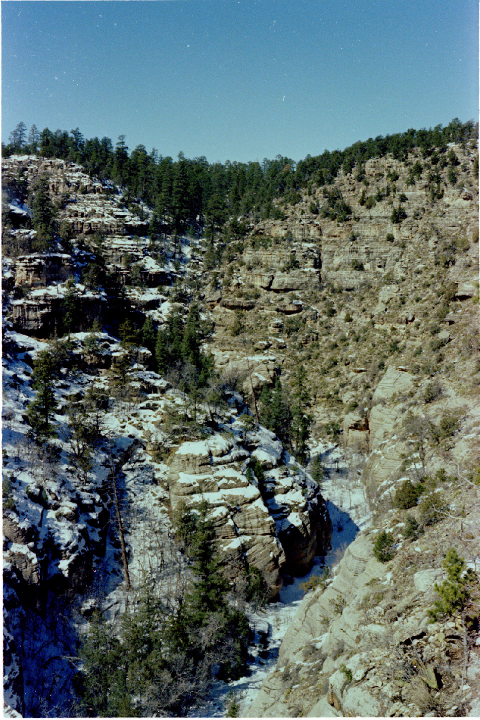 07-09.jpg, Walnut Canyon
Arizona