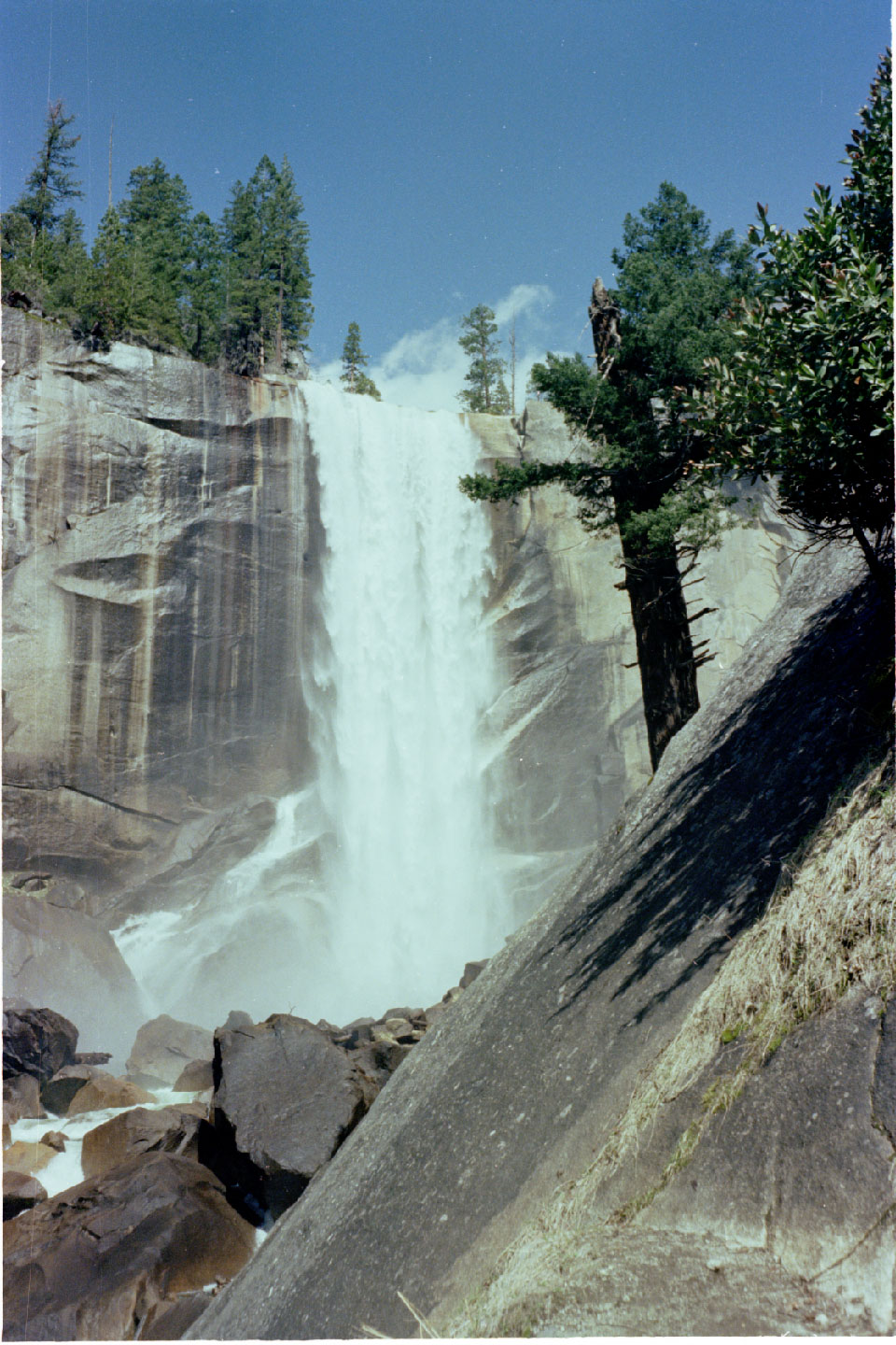 13-09.jpg, Yosemite Nat Park
California