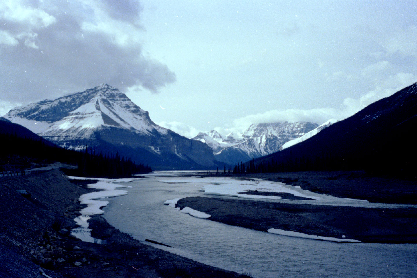 25-11.jpg, Jasper-Banff