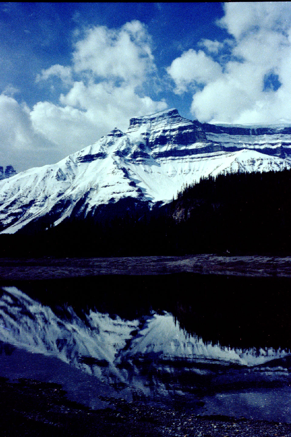 25-16.jpg, Jasper-Banff