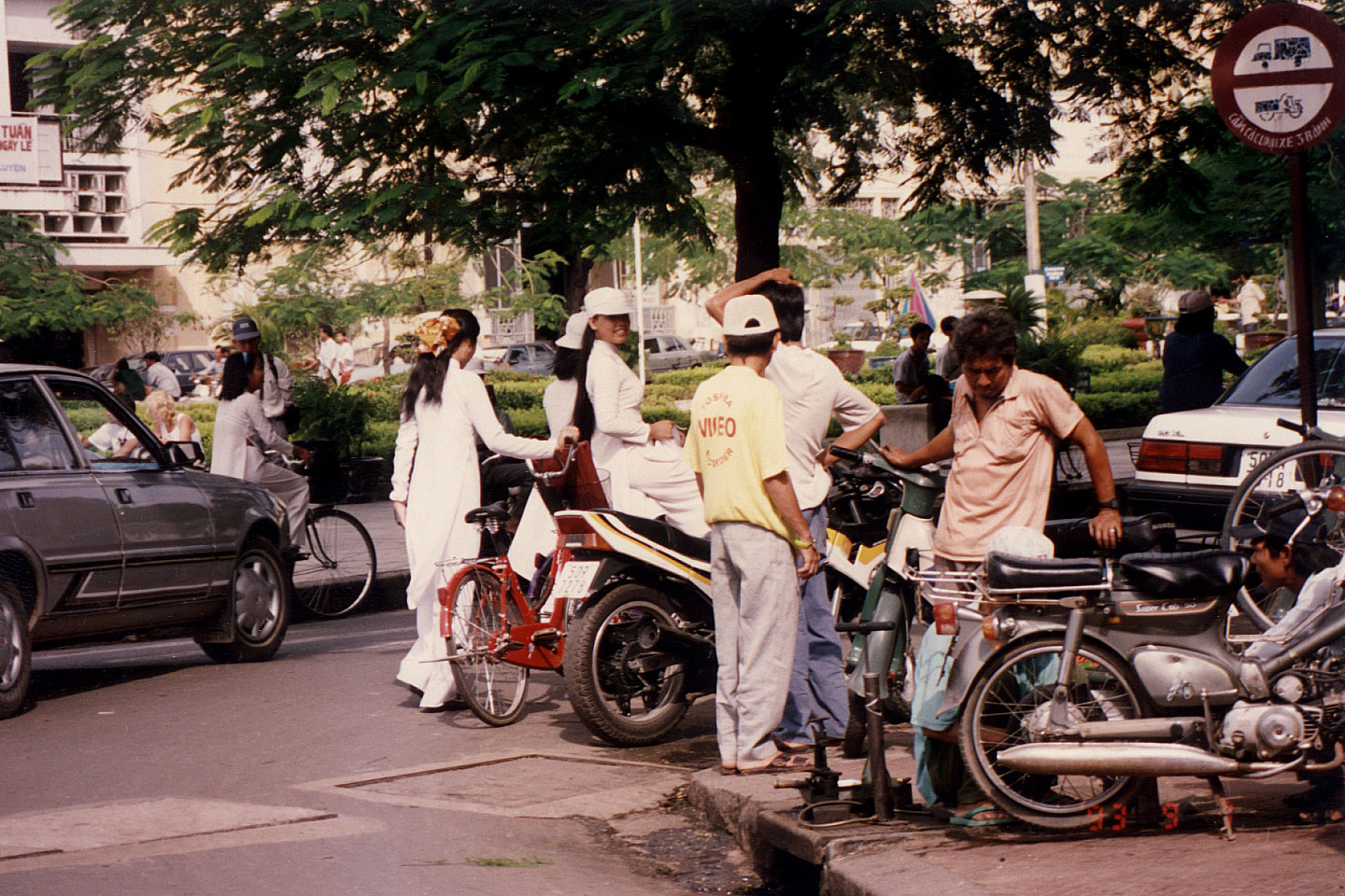 010.jpg, Saigon